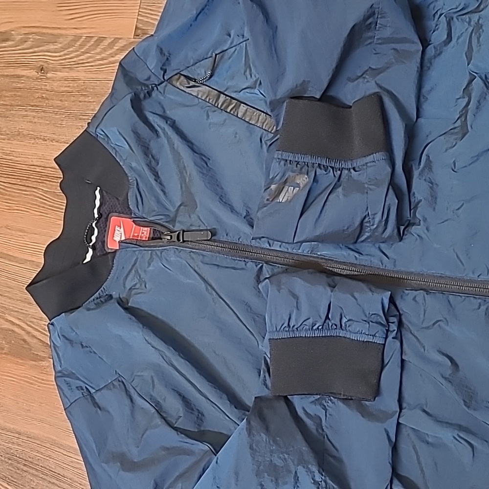 Nike Men's Blue Jacket used perfect condition. - Picture 5 of 14